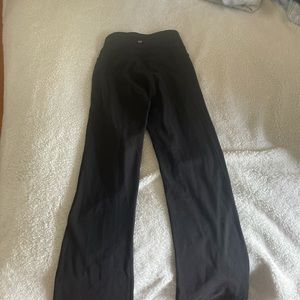 lululemon black yoga pants